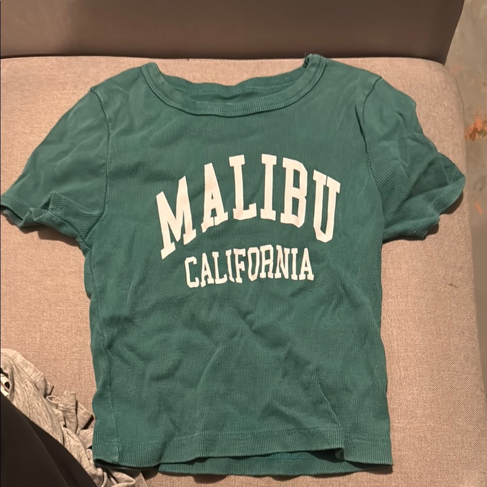 Malibu California  Green T-Shirt women’s size small